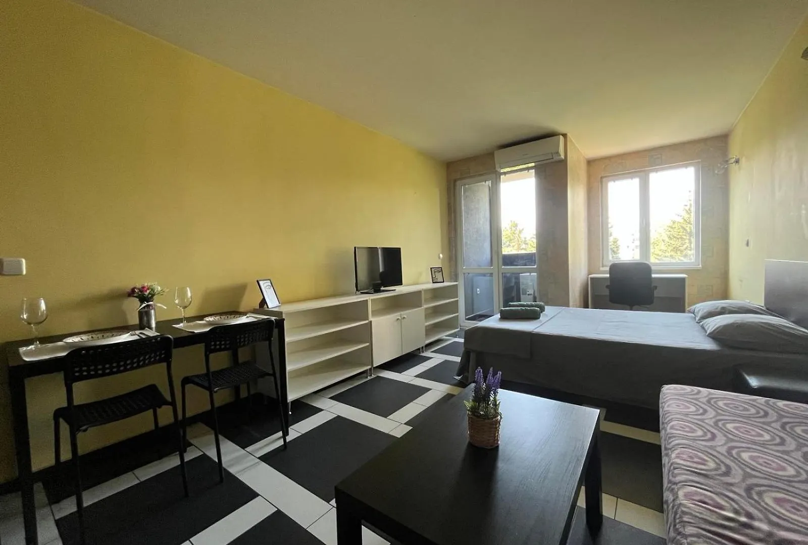 Einstein Apartment Sofya Bulgaristan
